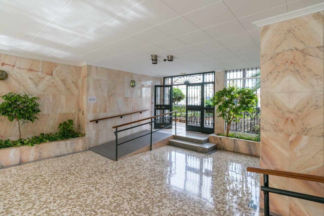 Stunning Spacious City Apartment With Free Parking مالقة المظهر الخارجي الصورة