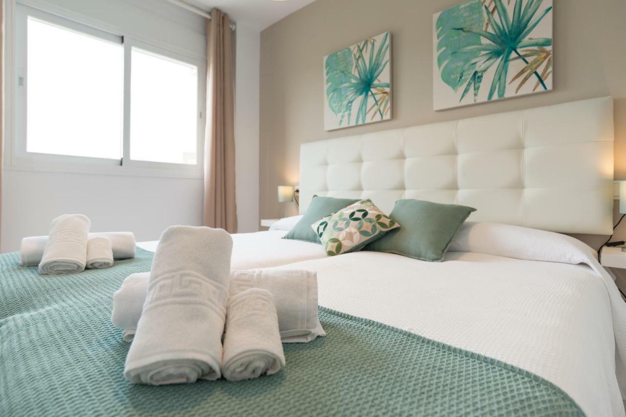 Stunning Spacious City Apartment With Free Parking مالقة المظهر الخارجي الصورة