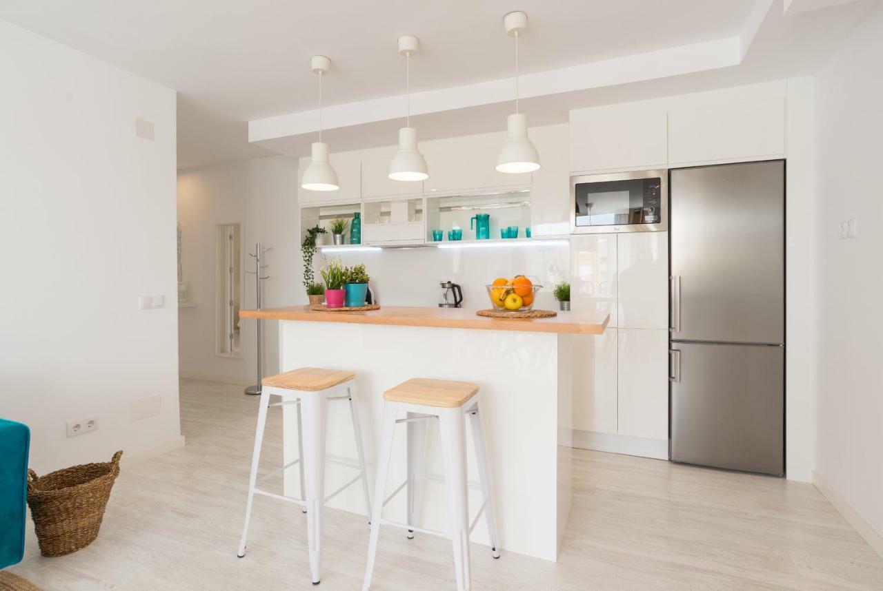 Stunning Spacious City Apartment With Free Parking مالقة المظهر الخارجي الصورة